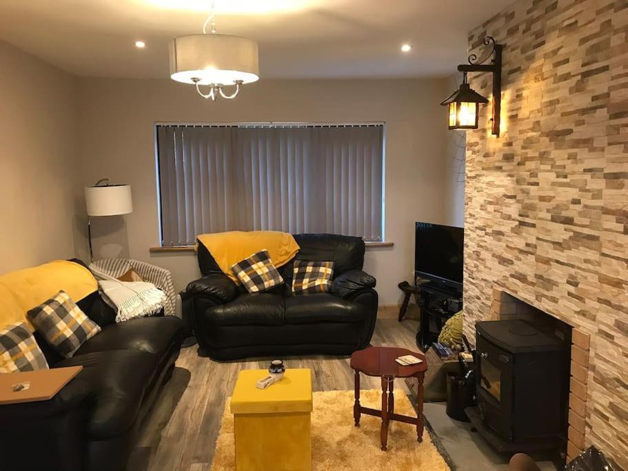 Harmony House Enclosed Property Near Beach And Lake Tramore Exterior foto