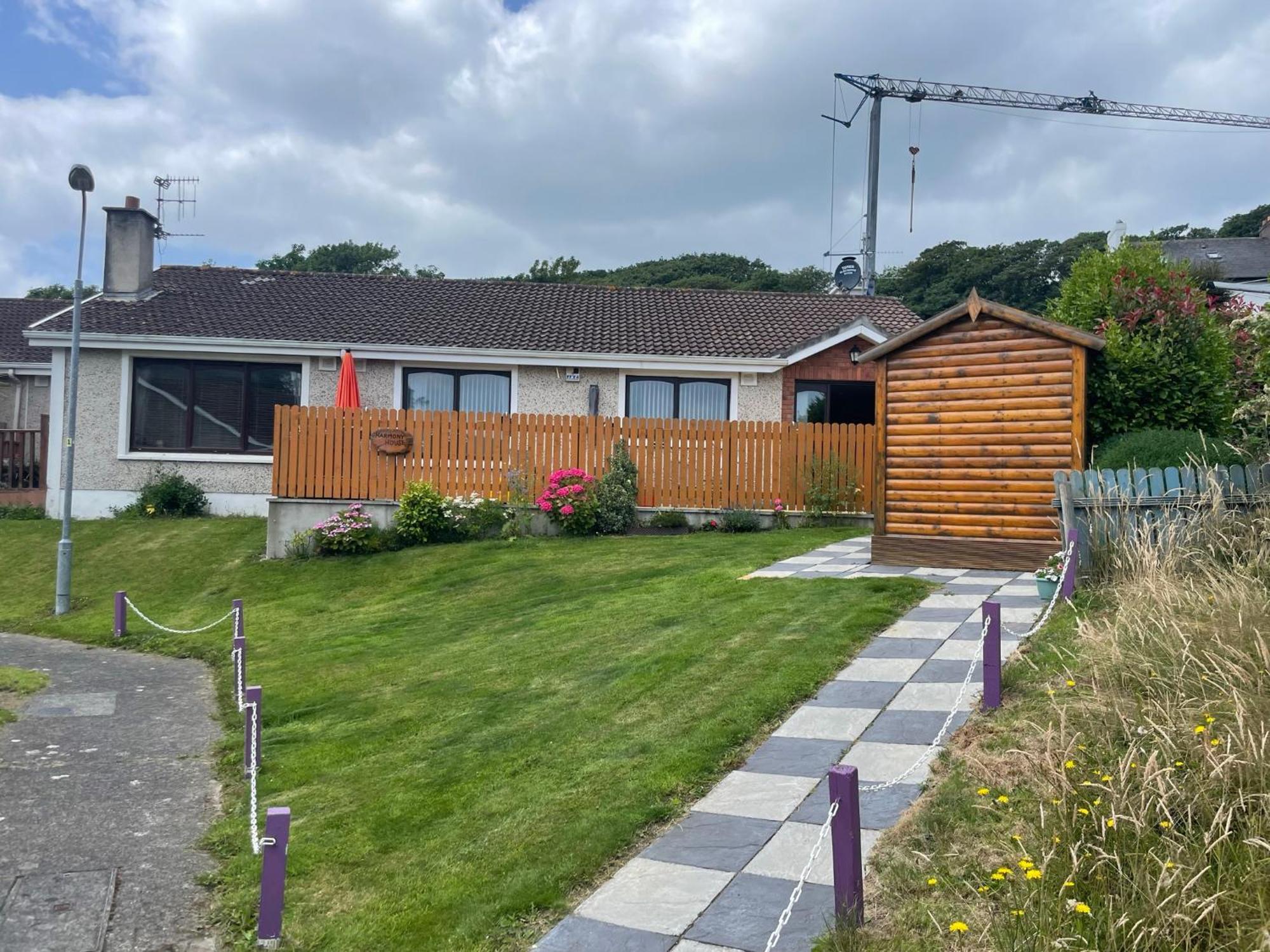 Harmony House Enclosed Property Near Beach And Lake Tramore Exterior foto